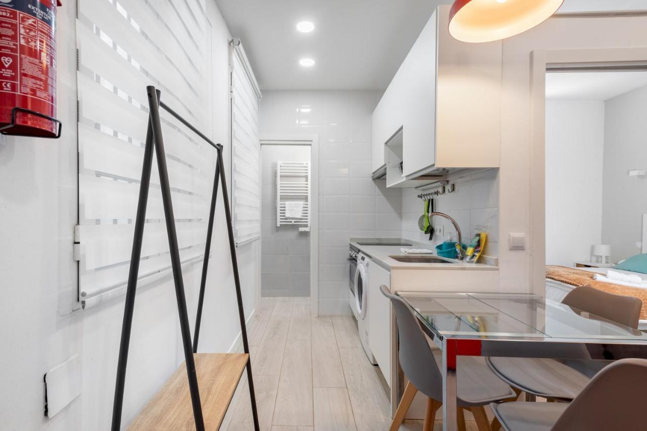2 Bedrooms 1 Bathroom Furnished - Lavapies - Modern - Mintystay Madrid Eksteriør bilde