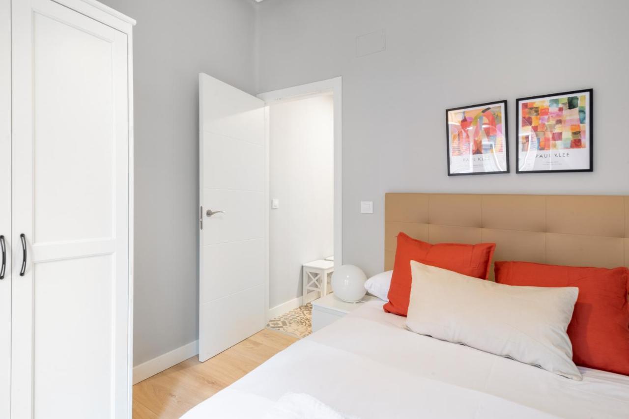2 Bedrooms 1 Bathroom Furnished - Lavapies - Modern - Mintystay Madrid Eksteriør bilde