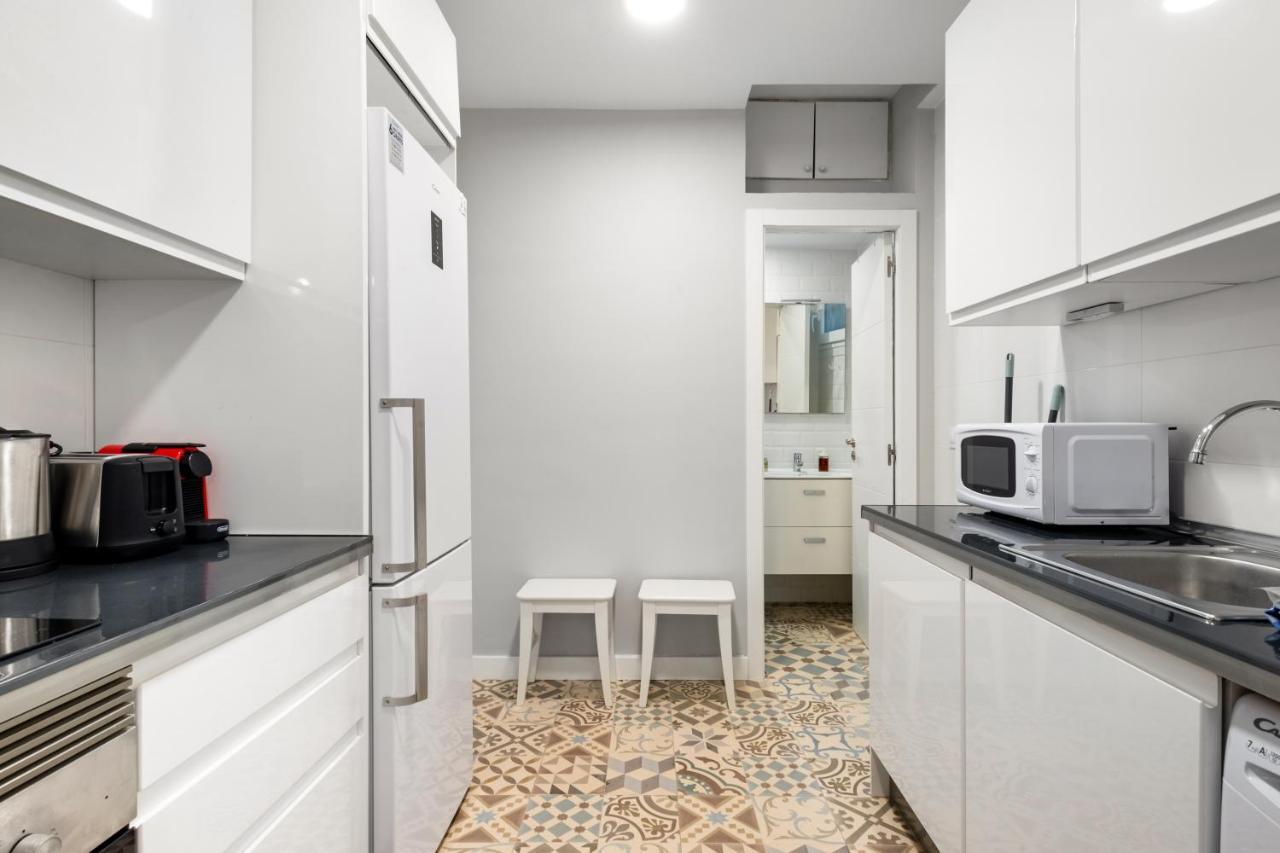 2 Bedrooms 1 Bathroom Furnished - Lavapies - Modern - Mintystay Madrid Eksteriør bilde
