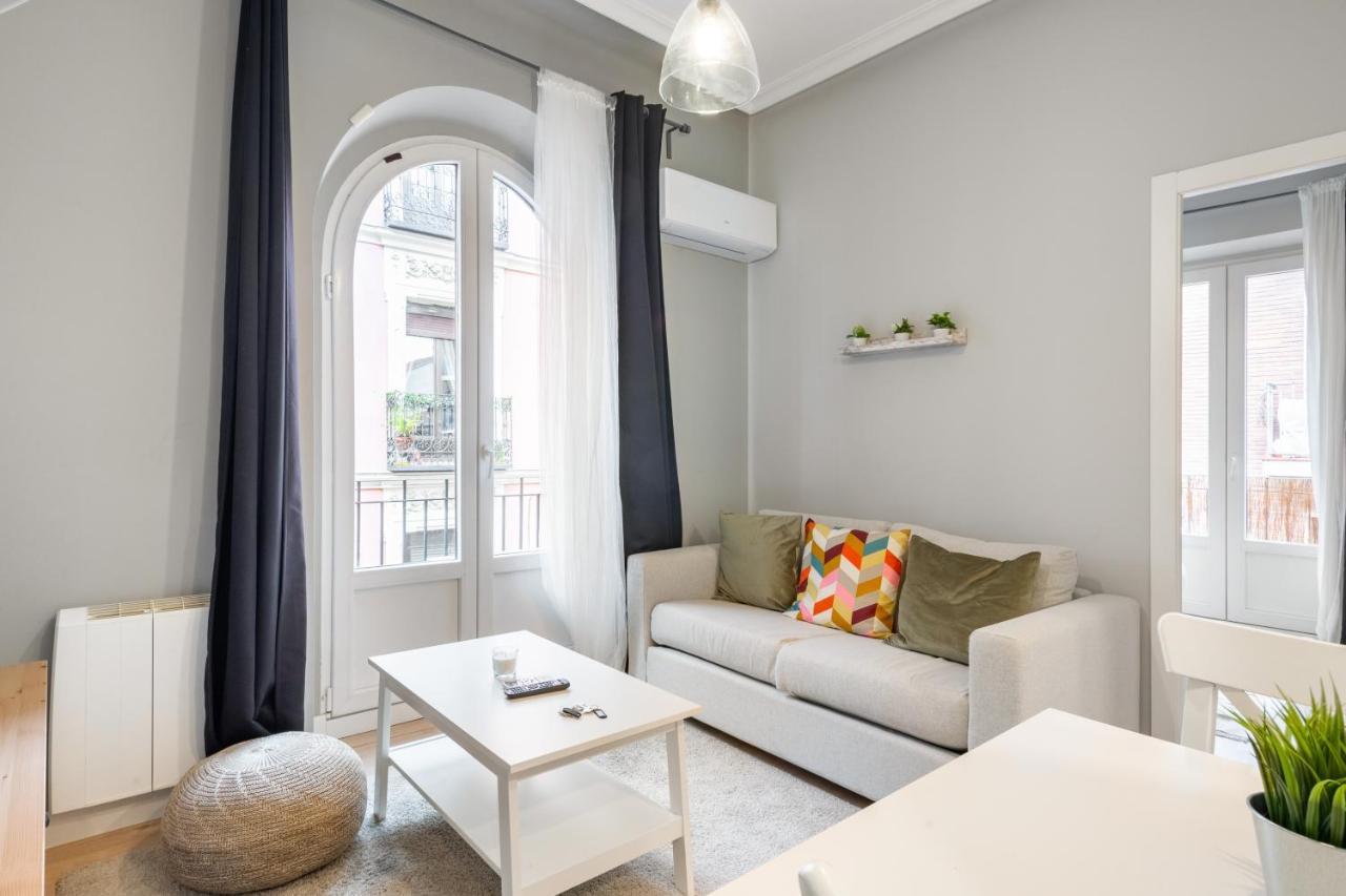 2 Bedrooms 1 Bathroom Furnished - Lavapies - Modern - Mintystay Madrid Eksteriør bilde