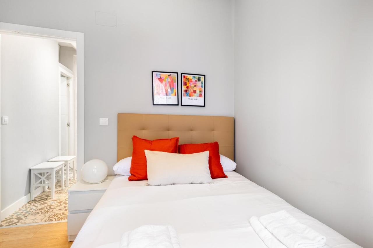 2 Bedrooms 1 Bathroom Furnished - Lavapies - Modern - Mintystay Madrid Eksteriør bilde